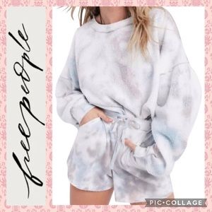 NWT $168 Free People Fleece SET Sweatshirt/Shorts